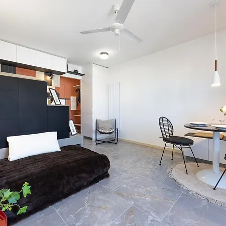 Apartament Frgk 